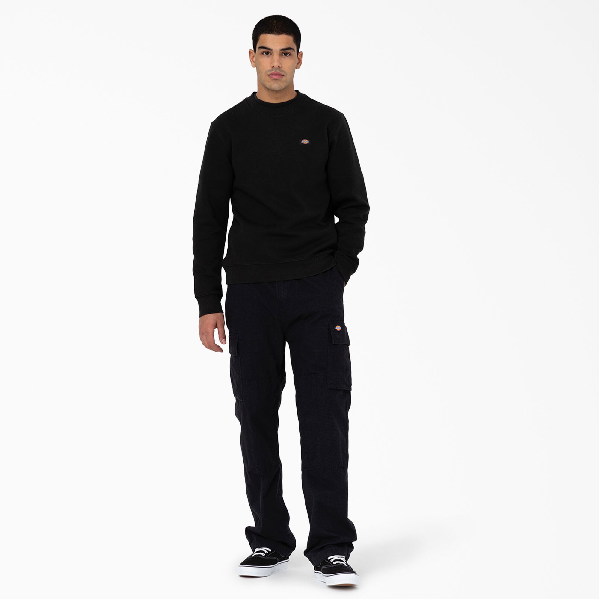 DK0A4X9XBLK-A4.jpg