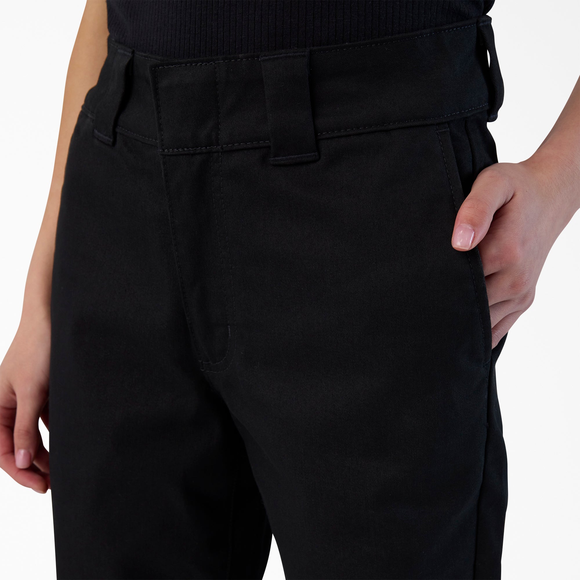 DK0A862OBLK-A4.jpg